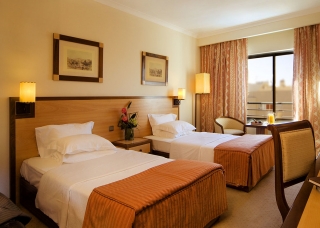 HOTEL REAL OEIRAS ****