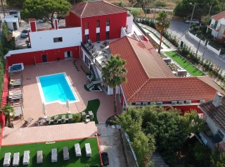 VILLA 3 CAPARICA *****